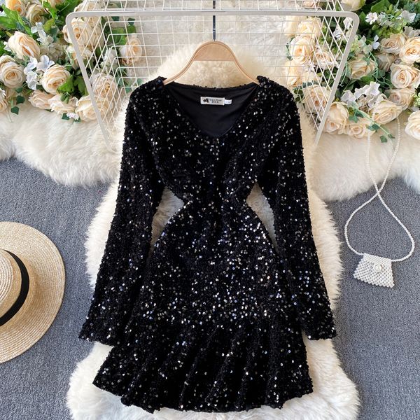 2021 new female singiny glowing sequins fashionable long line dresses to chic autumn frills short party dress egz7, Black;gray
2021 new female singiny glowing sequins fashionable long line dresses to chic autumn frills short party dress egz7, Black;gray