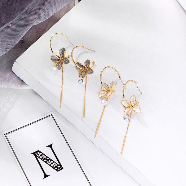 balanbiu exquisite enamel flower drop earring for women acrylic pearl resin crystal gold color ear pin fashion jewelry wholesale, Silver
balanbiu exquisite enamel flower drop earring for women acrylic pearl resin crystal gold color ear pin fashion jewelry wholesale, Silver