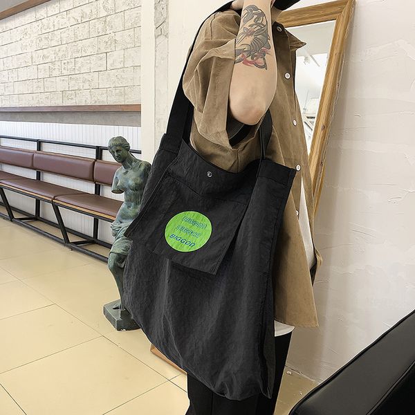 ins portable messenger brand class student fashion trend korean casual versatile shoulder bag for women c1111
ins portable messenger brand class student fashion trend korean casual versatile shoulder bag for women c1111