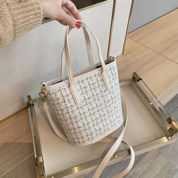 women's handbags 2020 new luxury simple women's hit color single shoulder chain handbags ladies all-match messenger bag
women's handbags 2020 new luxury simple women's hit color single shoulder chain handbags ladies all-match messenger bag