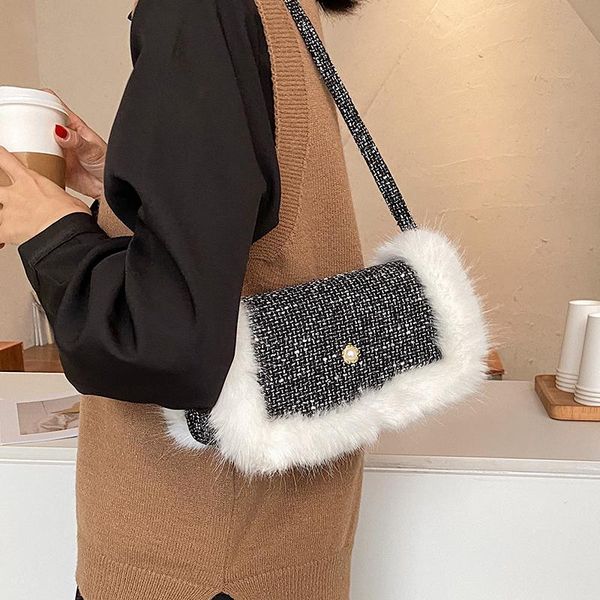 2021 plush crossbody bags for women 2021 winter fashion brand shoulder bags and purses for women luxury faux fur tote bag
2021 plush crossbody bags for women 2021 winter fashion brand shoulder bags and purses for women luxury faux fur tote bag