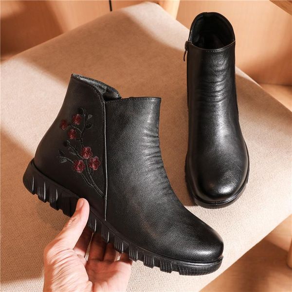 boots winter mother's cotton shoes and velvet middle-aged elderly women's soft-soled non-slip leather ankle, Black
boots winter mother's cotton shoes and velvet middle-aged elderly women's soft-soled non-slip leather ankle, Black
