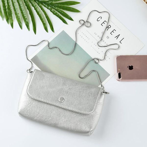 мода серебряных женщин кроссбоди мешок конверт цепь плечо женщин сумки маленького размера женской сумка мягкого пу крышка сумка 
мода серебряных женщин кроссбоди мешок конверт цепь плечо женщин сумки маленького размера женской сумка мягкого пу крышка сумка