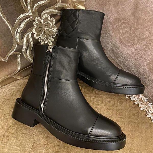super quality winter women's ankle boots low-heeled short boots, black genuine leather casual martin boots, trendy women's black a
super quality winter women's ankle boots low-heeled short boots, black genuine leather casual martin boots, trendy women's black a