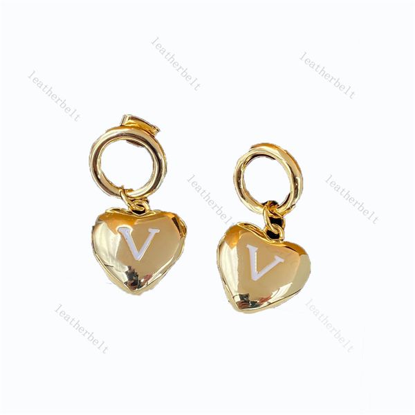 heart ear pendants gold plated stud letter printed earring chic design ear studs daily wear ears jewelry, Golden;silver 
heart ear pendants gold plated stud letter printed earring chic design ear studs daily wear ears jewelry, Golden;silver