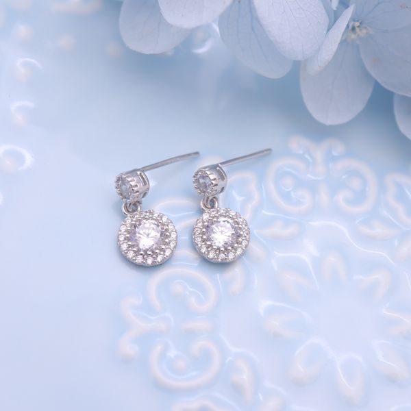 hengsheng s925 silver cross-border one product dropshipping circle fashion korean style simple zircon ear studs womens earrings
hengsheng s925 silver cross-border one product dropshipping circle fashion korean style simple zircon ear studs womens earrings