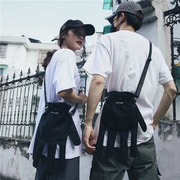 mwti1 brand men's messenger small trendy ins single shoulder celebrity street strendy personalized bag internet bagshoulder bag female
mwti1 brand men's messenger small trendy ins single shoulder celebrity street strendy personalized bag internet bagshoulder bag female