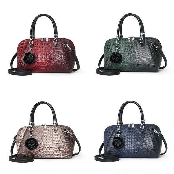 z6yda 2019 fashionable classic alligator pattern shoulder bagwomen's d95af portable shoulder bag is new and versatile bag
z6yda 2019 fashionable classic alligator pattern shoulder bagwomen's d95af portable shoulder bag is new and versatile bag