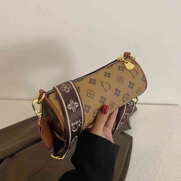 2022 factory outlet bag female new old flower pillow personalized printing cylinder single shoulder messenger women's bag net red tide
2022 factory outlet bag female new old flower pillow personalized printing cylinder single shoulder messenger women's bag net red tide