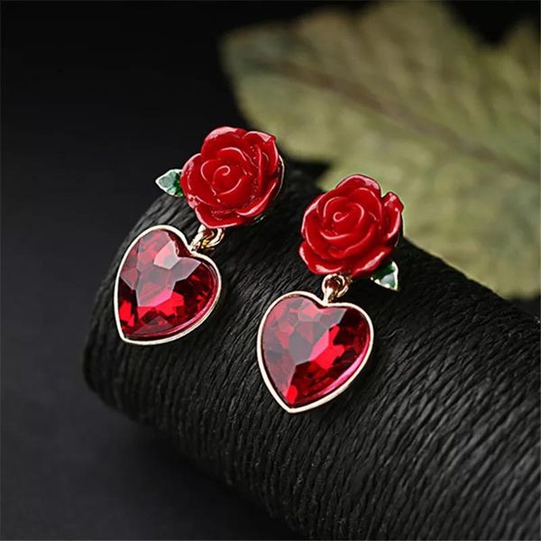 red heart crystal drop earrings for woman rose flower green leaf vintage earrings wedding bridal fashion jewelry 2020, Silver
red heart crystal drop earrings for woman rose flower green leaf vintage earrings wedding bridal fashion jewelry 2020, Silver