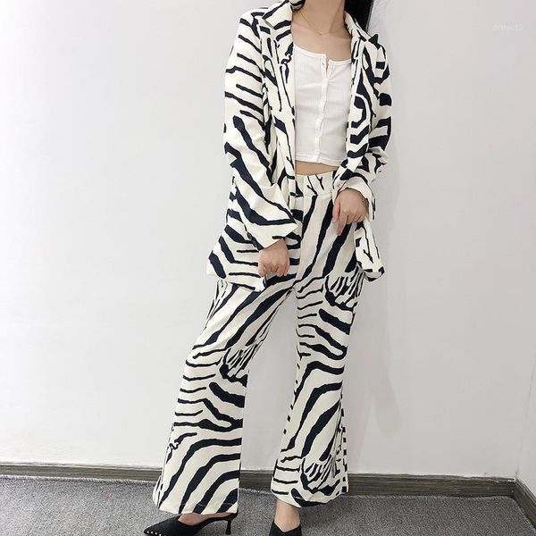 autumn vintage zebra print pants suit women single button office blazer jacket coat+wide leg trousers female two piece set1, White
autumn vintage zebra print pants suit women single button office blazer jacket coat+wide leg trousers female two piece set1, White