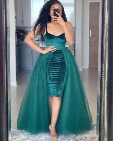 2020 green short evening dress spaghetti straps velvet prom dress with detachable train african party, Black;red
2020 green short evening dress spaghetti straps velvet prom dress with detachable train african party, Black;red