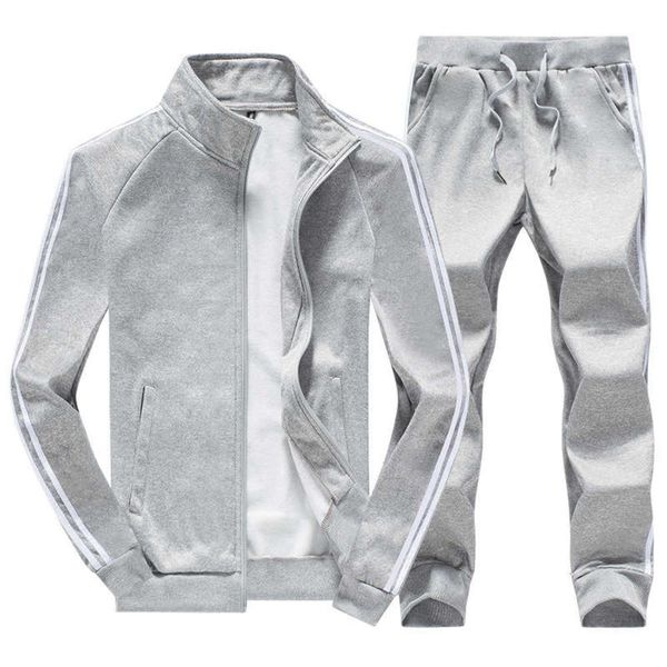 korean autumn and winter new men's fashion sweater running casual sportswear 2-piece set, Gray
korean autumn and winter new men's fashion sweater running casual sportswear 2-piece set, Gray