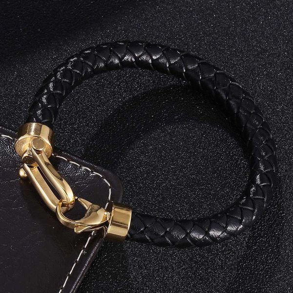 trendy men's jewelry black braided leather bracelet gold color stainless steel horseshoe lobster clasp handmade bracelets sp0760, Golden;silver
trendy men's jewelry black braided leather bracelet gold color stainless steel horseshoe lobster clasp handmade bracelets sp0760, Golden;silver
