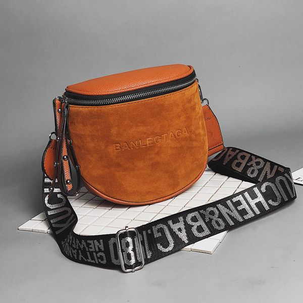 hbp non-brand chaochaochaohuo bag women's new frosted wide shoulder strap messenger bag versatile single shoulder bag 1 sport.0018
hbp non-brand chaochaochaohuo bag women's new frosted wide shoulder strap messenger bag versatile single shoulder bag 1 sport.0018
