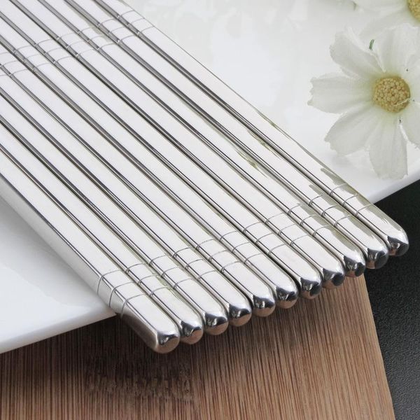 chopsticks 5 pairs/set chinese metal non-slip stainless steel chop sticks set reusable chopstick holder sushi hashi
chopsticks 5 pairs/set chinese metal non-slip stainless steel chop sticks set reusable chopstick holder sushi hashi