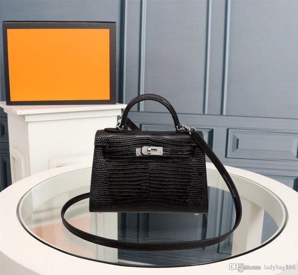 2021 fashion designer women's handbag shoulder bag style mini strap cross shaped handbag leather handbag lizard pattern
2021 fashion designer women's handbag shoulder bag style mini strap cross shaped handbag leather handbag lizard pattern