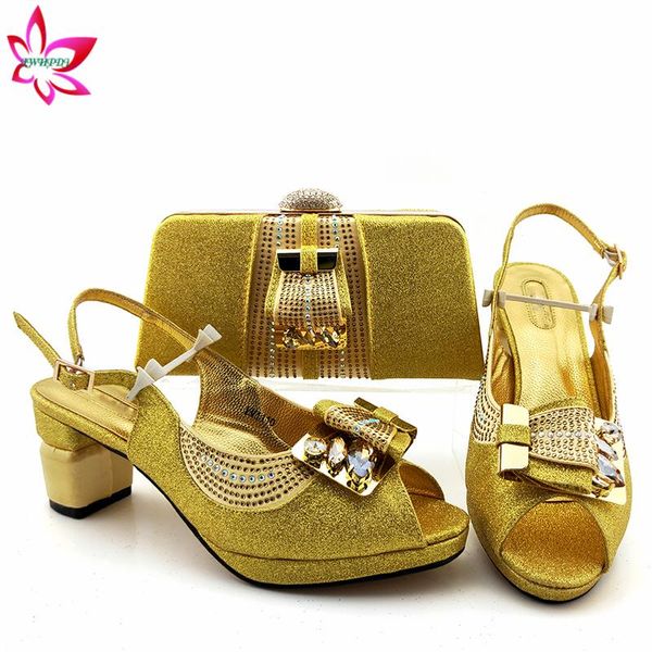 golden color new special design italian women party shoes matching bag set super high heels with crystal for royal party, Black
golden color new special design italian women party shoes matching bag set super high heels with crystal for royal party, Black