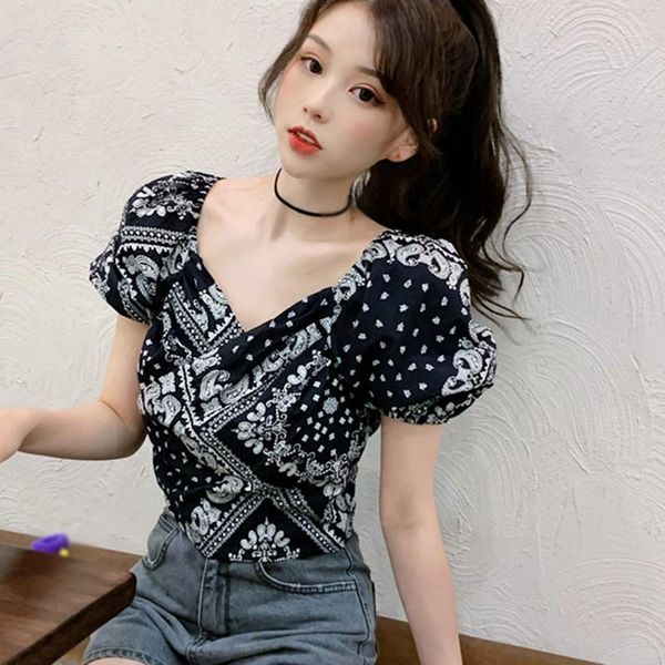 2020 women slim short sleeve v neck cropped shirts lady retro style prints chiffon crop blouse for girls1, White
2020 women slim short sleeve v neck cropped shirts lady retro style prints chiffon crop blouse for girls1, White