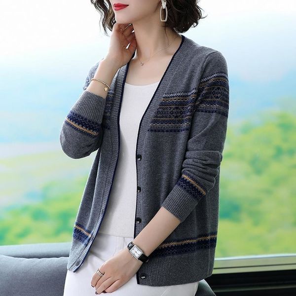 new autumn women's wear cardigan cardigan women wear wool knitted jacket short v-neck stripe sweater wooljacket woolcolor matching swea, White;black
new autumn women's wear cardigan cardigan women wear wool knitted jacket short v-neck stripe sweater wooljacket woolcolor matching swea, White;black