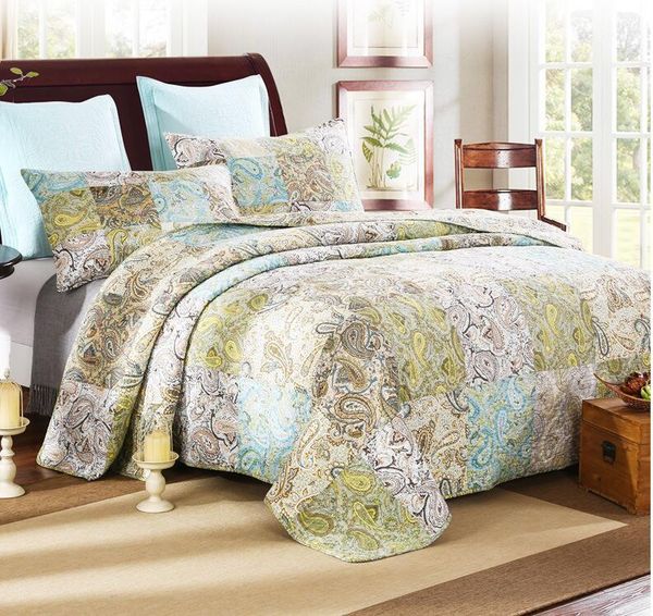 vintage 3-piece quilt bedding set, handmake patchwork 100% cotton reversible paisley printed bedspread coverlet pillow shams1
vintage 3-piece quilt bedding set, handmake patchwork 100% cotton reversible paisley printed bedspread coverlet pillow shams1