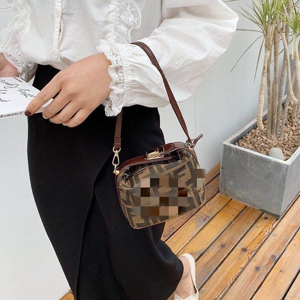 kvyn4 f home fashion crossbody women's lunch for middle ancient shoulder bag internet popular portable lunch bag shoulder women fx506
kvyn4 f home fashion crossbody women's lunch for middle ancient shoulder bag internet popular portable lunch bag shoulder women fx506