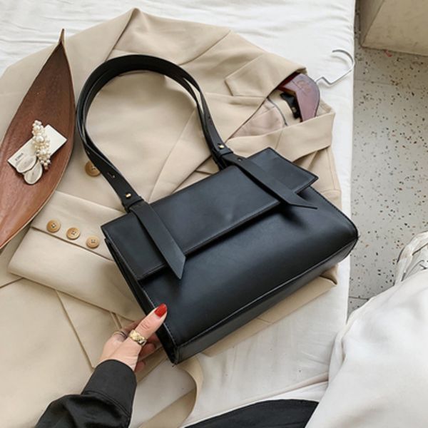 zipper solid color soft pu leather small shoulder bags 2020 new women hand bag fashion trend casual tote handbags and purses c1223
zipper solid color soft pu leather small shoulder bags 2020 new women hand bag fashion trend casual tote handbags and purses c1223