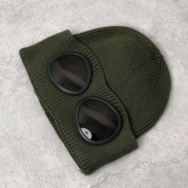european and american tide brand knitted hat cp company 19ss knitted hat foreign trade woolen yarn cold in winter, Black;white
european and american tide brand knitted hat cp company 19ss knitted hat foreign trade woolen yarn cold in winter, Black;white
