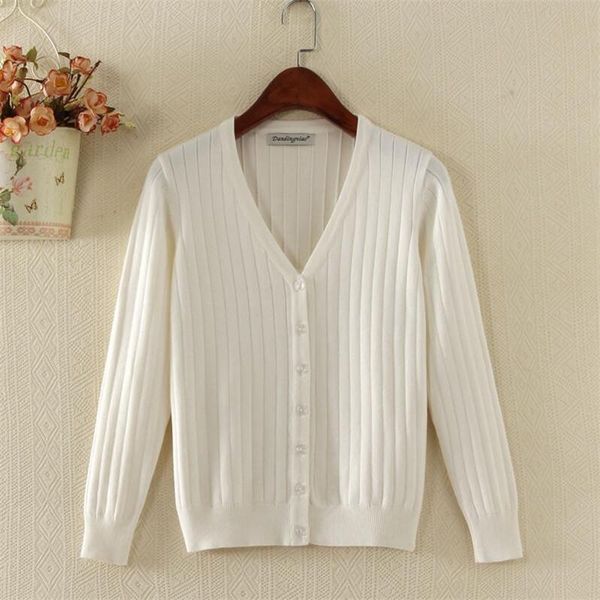women's knits & tees 2021 autumn cardigan knitted sweater long sleeve casual female with buttons short 12 color large size 4xl r557, White
women's knits & tees 2021 autumn cardigan knitted sweater long sleeve casual female with buttons short 12 color large size 4xl r557, White