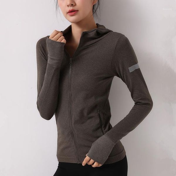 running jackets women sport jacket zipper yoga coat motion clothes quick dry hoodies long sleeve sportwear gym fitness hooded, Black;red
running jackets women sport jacket zipper yoga coat motion clothes quick dry hoodies long sleeve sportwear gym fitness hooded, Black;red
