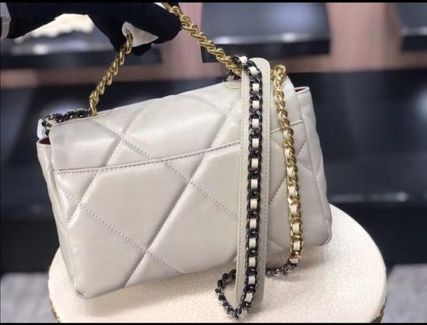 2020 new classic fashion bags women sheep leather gold chain pure color handbag messenger tote bag purse wallet ing
2020 new classic fashion bags women sheep leather gold chain pure color handbag messenger tote bag purse wallet ing