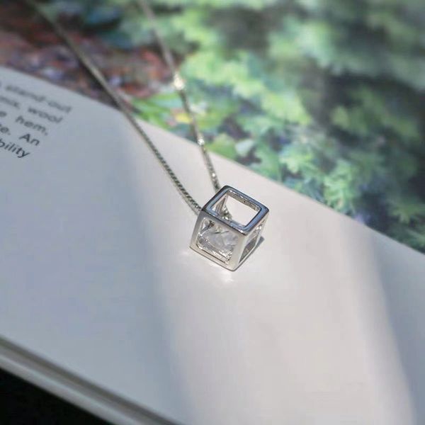 s925 silver chain japanese and korean version simple water cube square zircon pendant necklace clavicle chain
s925 silver chain japanese and korean version simple water cube square zircon pendant necklace clavicle chain