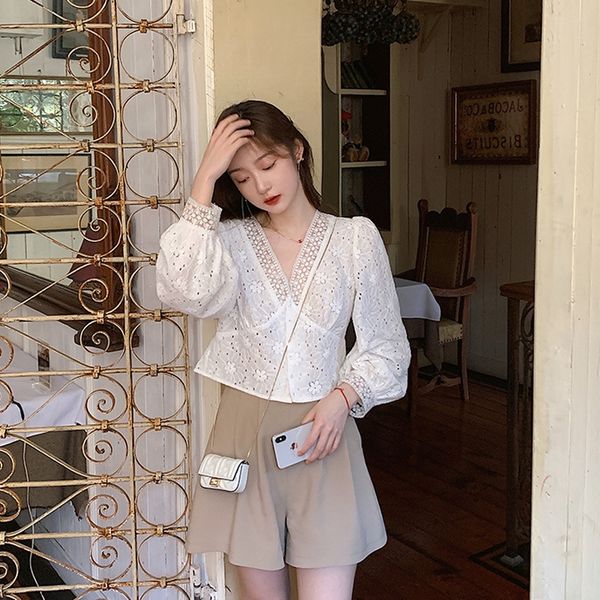 very fairy lace shirt white v-neck hollowed out lace women 2020 new french short long sleeve foreign style small shirt dxy3q
very fairy lace shirt white v-neck hollowed out lace women 2020 new french short long sleeve foreign style small shirt dxy3q