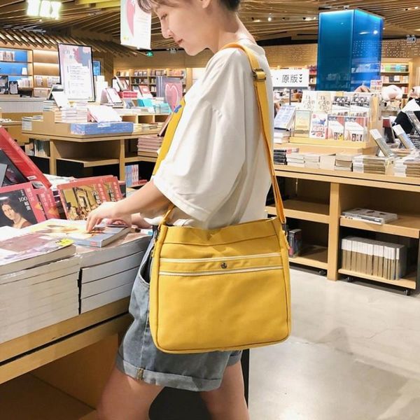 fashion women canvas shoulder messenger bag 2020 new female students school bags japanese literary wild package
fashion women canvas shoulder messenger bag 2020 new female students school bags japanese literary wild package