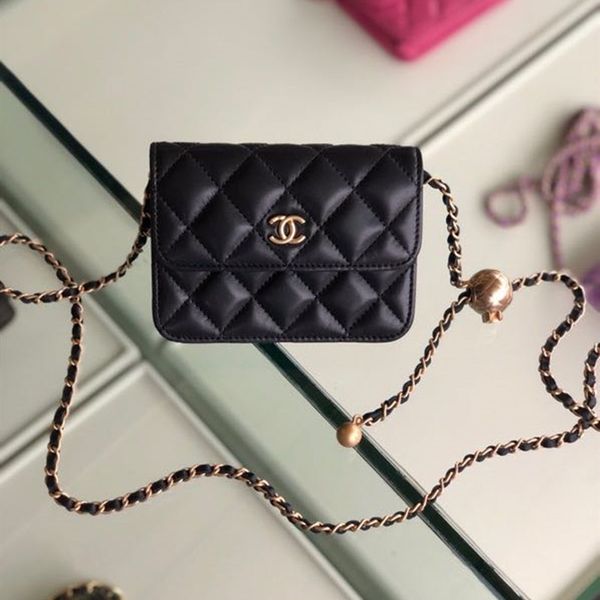 3254new women's one-shoulder bag 7a high-end custom quality bag fashion trend refined style business leisure style metal accessories
3254new women's one-shoulder bag 7a high-end custom quality bag fashion trend refined style business leisure style metal accessories