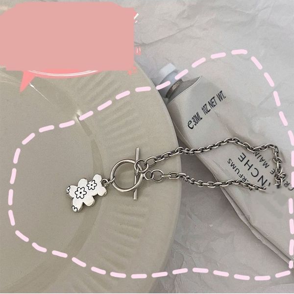 1abgl girl student korean version pendant bracelet bracelet braceletof friend and pendant bear biscuit ins cute simple lovers cool fashi, Golden;silver
1abgl girl student korean version pendant bracelet bracelet braceletof friend and pendant bear biscuit ins cute simple lovers cool fashi, Golden;silver