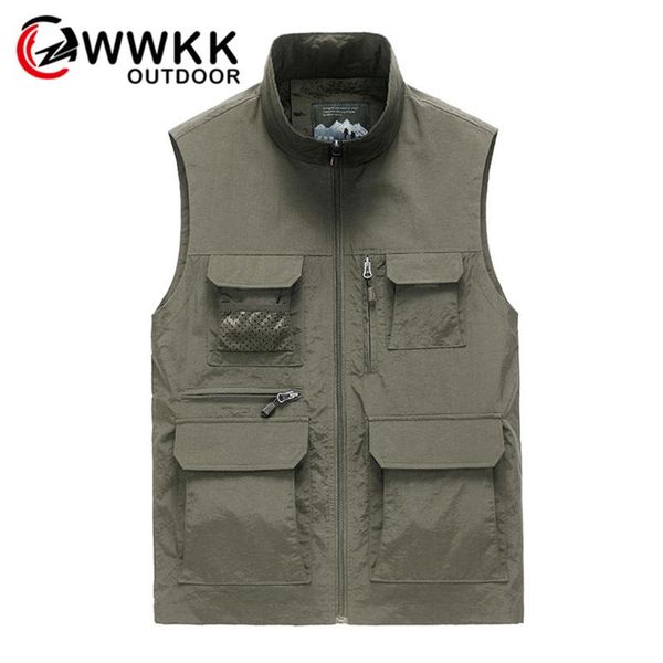 ultra-light vest men's autumn winter tooling vests multi-pockets fastener casual outdoors leisure loose army waistcoats, Gray;blue
ultra-light vest men's autumn winter tooling vests multi-pockets fastener casual outdoors leisure loose army waistcoats, Gray;blue
