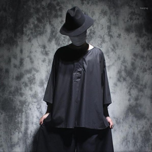 new men's clothing fashion retro loose personality design round neck collar eight point sleeve shirt1, White;black
new men's clothing fashion retro loose personality design round neck collar eight point sleeve shirt1, White;black