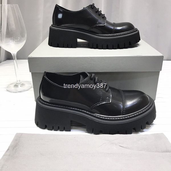 dress shoes small leather shoes women's england autumn handmade thick soled muffin black versatile single
dress shoes small leather shoes women's england autumn handmade thick soled muffin black versatile single