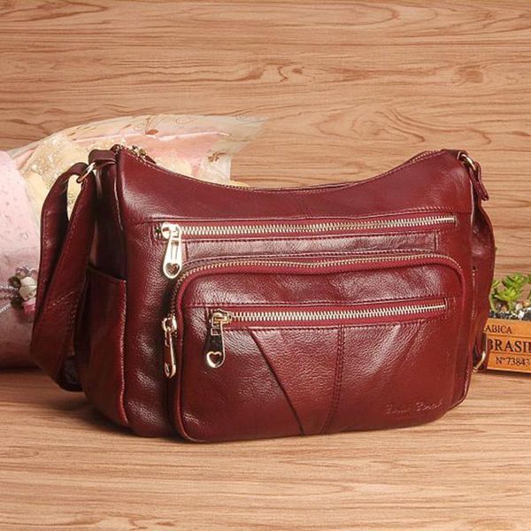 real cowhide women messenger shoulder bag for travel shopping female lady genuine leather cross body bags
real cowhide women messenger shoulder bag for travel shopping female lady genuine leather cross body bags