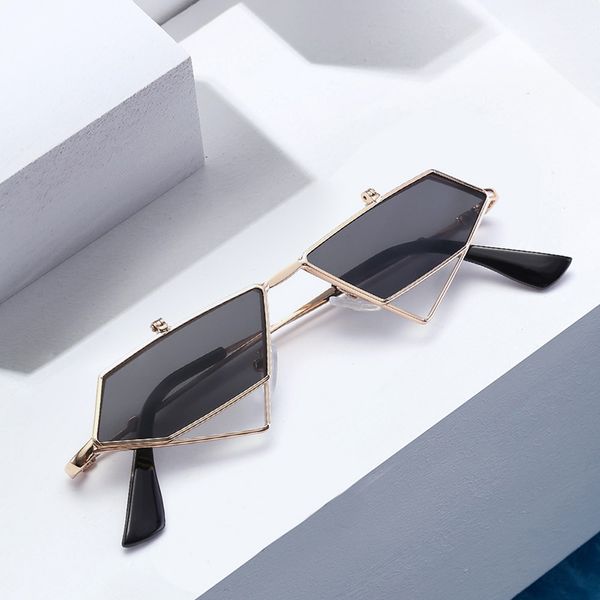 1pc steampunk flip up sunglasses men women vintage metal frame triangle sun glasses eyeglass uv400 eyewear driver goggles
1pc steampunk flip up sunglasses men women vintage metal frame triangle sun glasses eyeglass uv400 eyewear driver goggles