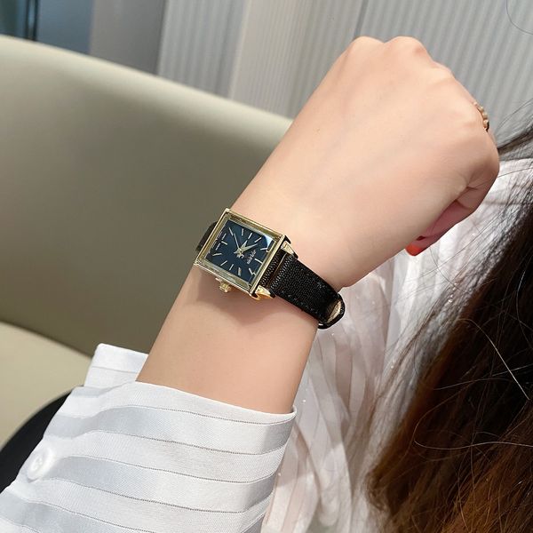 julius women's square watch with small belt, exquisite simple temperament and atmosphere
julius women's square watch with small belt, exquisite simple temperament and atmosphere