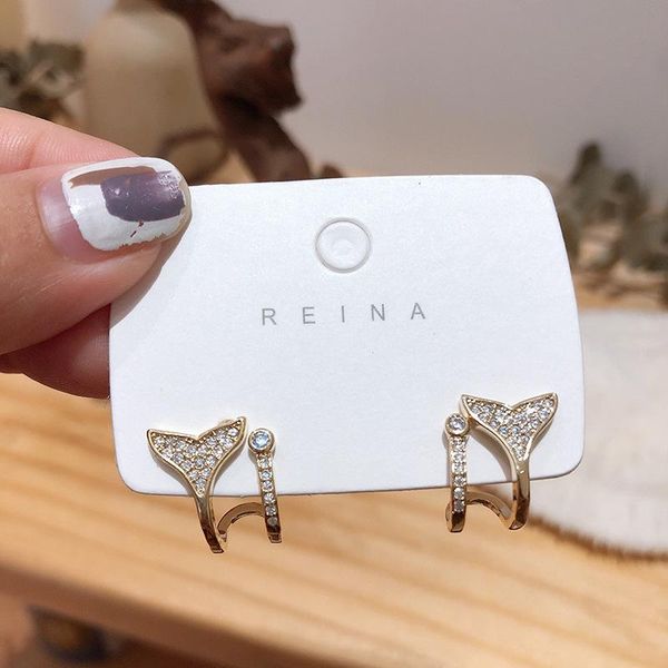 stud mermaid earings gold fashion jewelry 2021 rhinestone small ear rings for women european korean trendy elegant style, Golden;silver 
stud mermaid earings gold fashion jewelry 2021 rhinestone small ear rings for women european korean trendy elegant style, Golden;silver