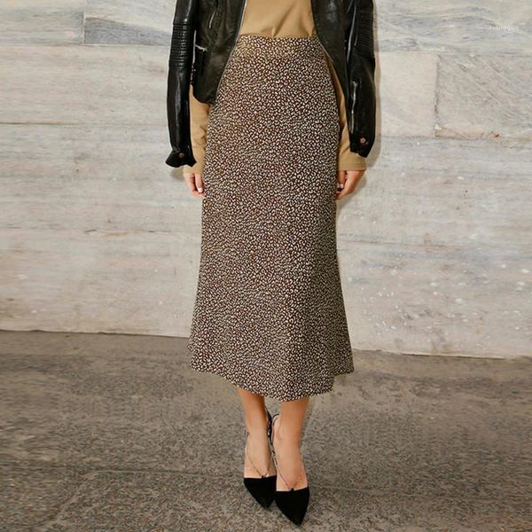2019 new skirts women high print waist midi skirt ladies casual skirts female solid black floral long women clothes1
2019 new skirts women high print waist midi skirt ladies casual skirts female solid black floral long women clothes1