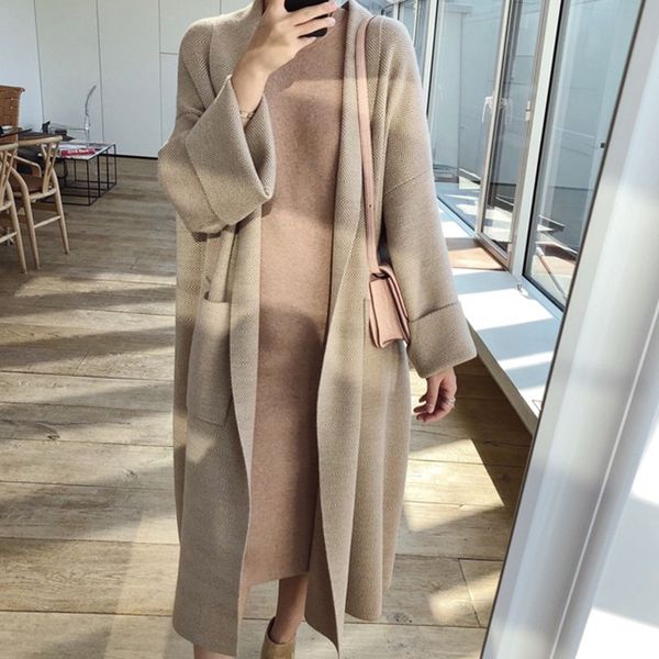 autumn and winter new female korean fashion mid-length sweater coat loose lazy knitted cardigan over-the-knee coat 1031, Tan;black
autumn and winter new female korean fashion mid-length sweater coat loose lazy knitted cardigan over-the-knee coat 1031, Tan;black