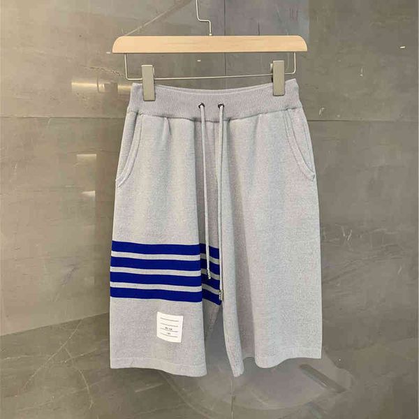 2022 factory wholesale new 8368 square capris tb four bar ice silk shorts sportswear casual 109282, White;black
2022 factory wholesale new 8368 square capris tb four bar ice silk shorts sportswear casual 109282, White;black
