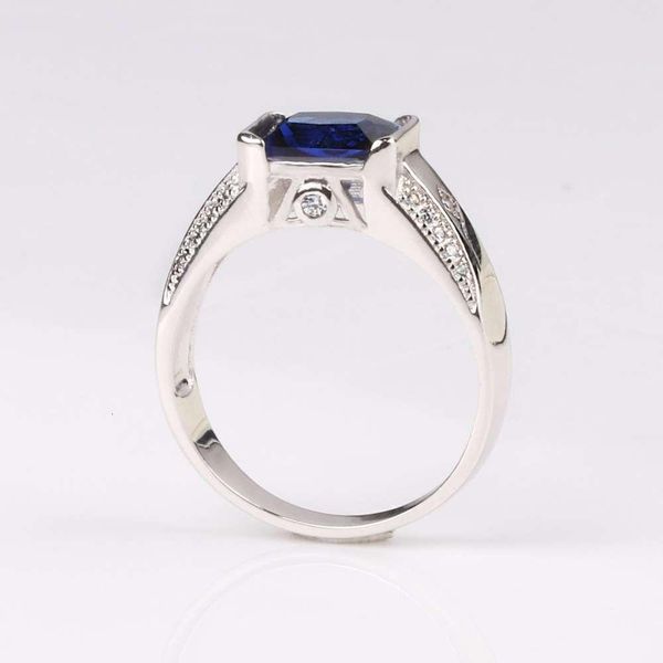 luxurys designers fashion mjz040 men's diamond ring blue simulation rectangular micro set zircon wide men's handpiece, Silver
luxurys designers fashion mjz040 men's diamond ring blue simulation rectangular micro set zircon wide men's handpiece, Silver