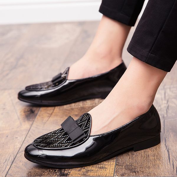 2020 new autumn breathable pointed leather shoes mens korean-style fashionable british fashionable all-match hair stylist nightclub personal, Black
2020 new autumn breathable pointed leather shoes mens korean-style fashionable british fashionable all-match hair stylist nightclub personal, Black