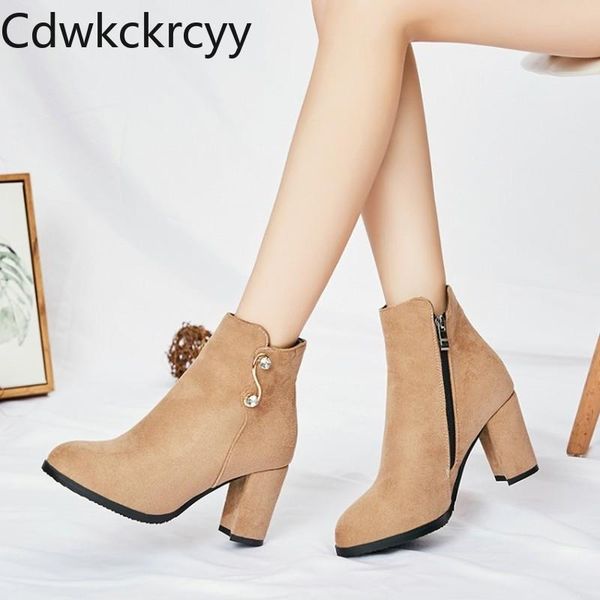 boots winter the fashion round head thick heel black rhinestone plus velvet keep warm high women 34-39
boots winter the fashion round head thick heel black rhinestone plus velvet keep warm high women 34-39