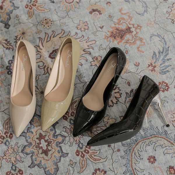 famous brand 2022 women 9cm high heels pu leather pumps lady office stiletto scarpins stable girls fetish prom quality basic shoes designer, Black
famous brand 2022 women 9cm high heels pu leather pumps lady office stiletto scarpins stable girls fetish prom quality basic shoes designer, Black